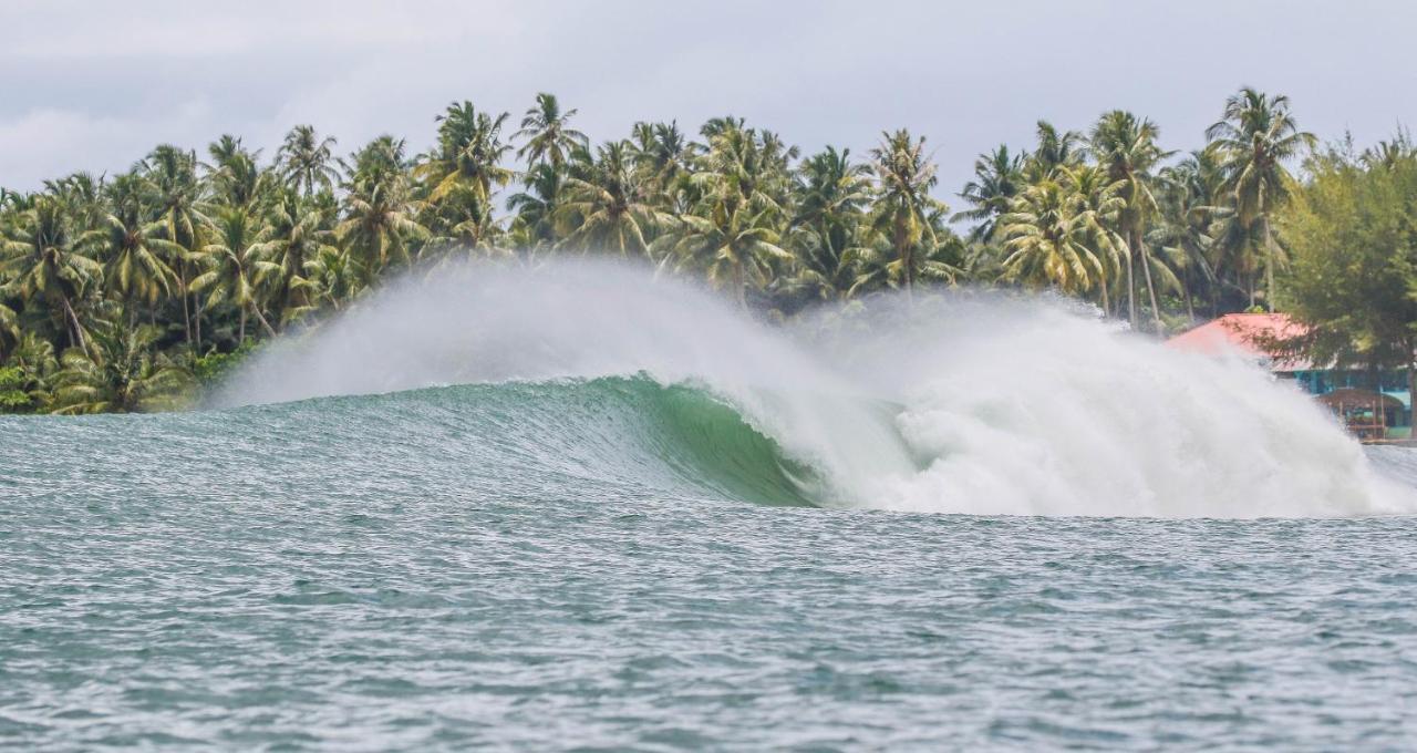 Nias Surf Stay Lagudri Eksteriør bilde
