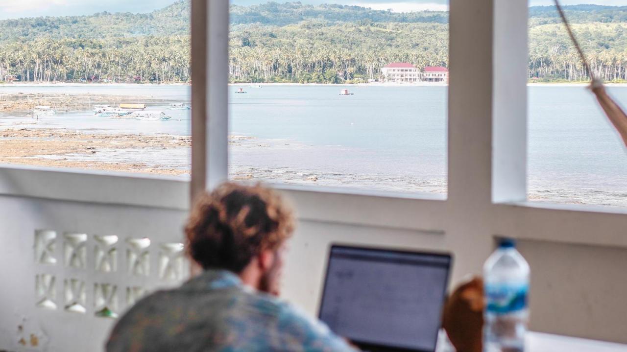 Nias Surf Stay Lagudri Eksteriør bilde